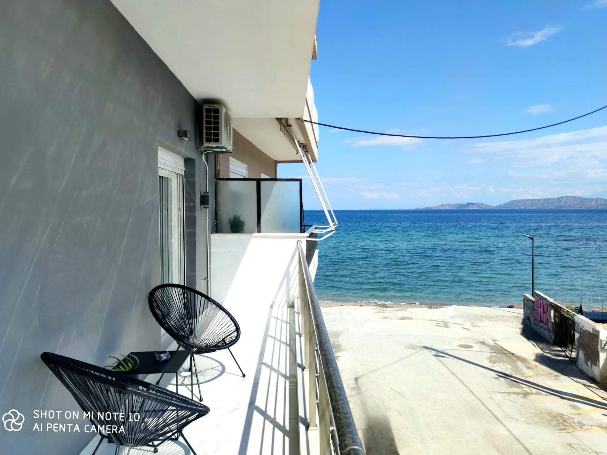 Black & White Seaside House Kalamia Corinth ภายนอก รูปภาพ